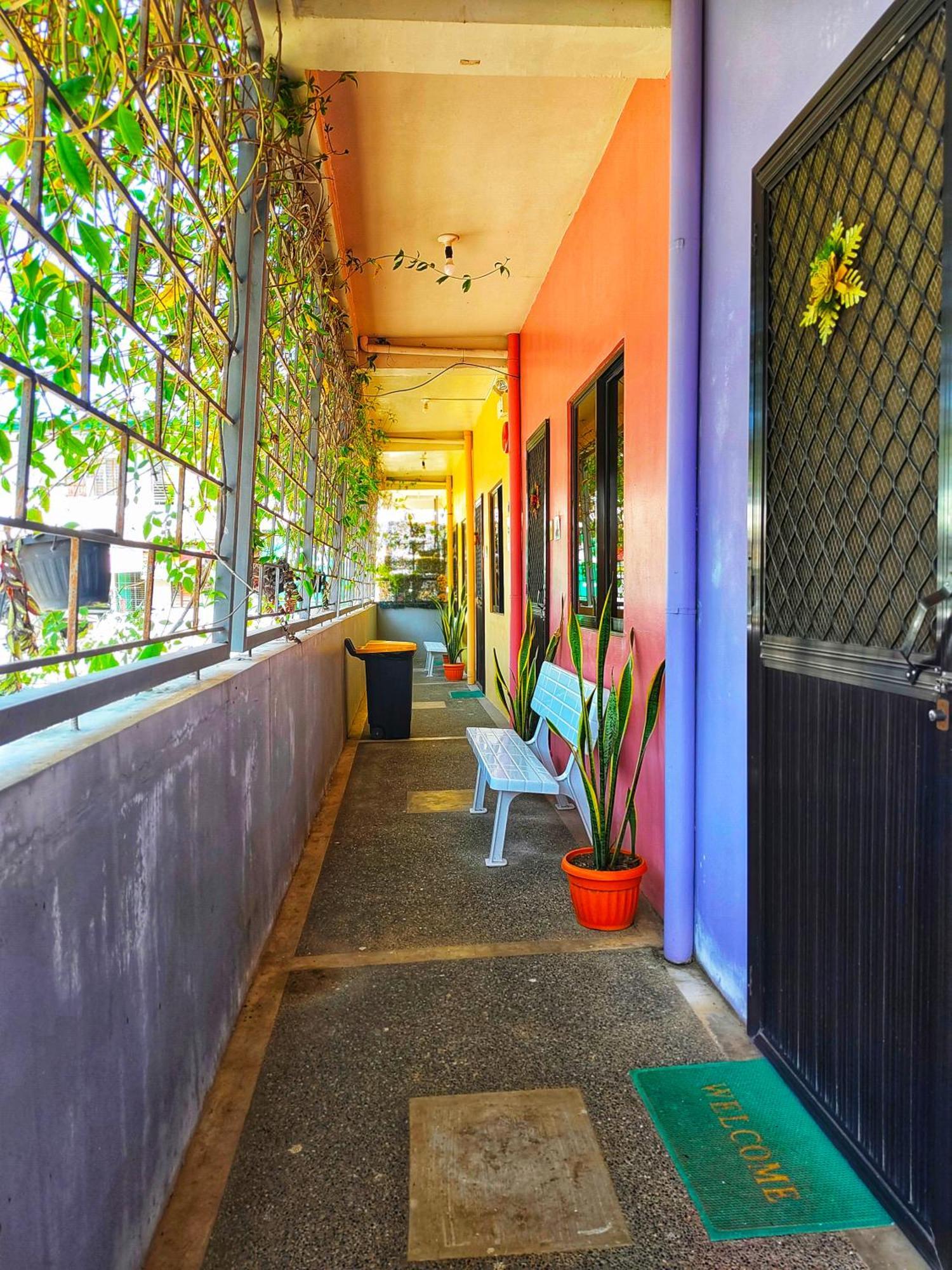 Monte Rio Gardens Bed & Breakfast Alaminos Exterior photo